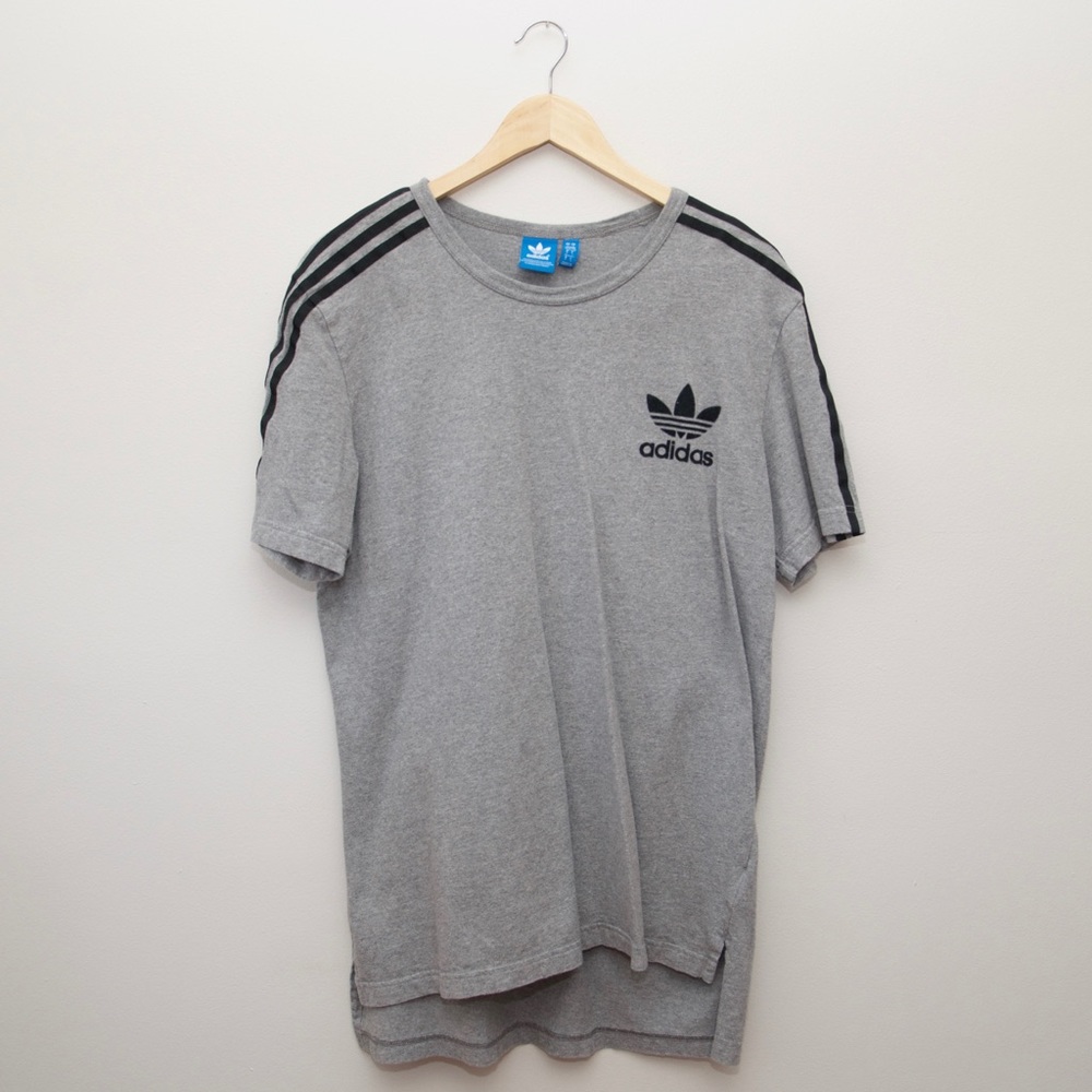 Adidas gray t shirt